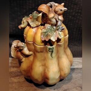 Ceramic Pumpkin Cookie Jar with Squirrel and Leaves